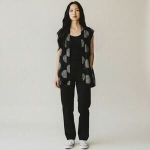 Yasuko Kurisaka Black Sleeveless Art to Wear Lagenlook Cotton Shell Top One Size